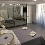 게스트하우스 Donna Teresa 4*